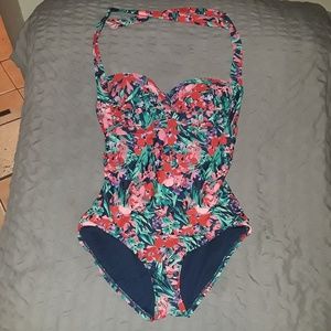 Bathing suit